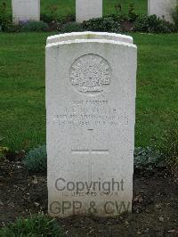 Cite Bonjean Military Cemetery Armentieres - De Little, John Cyril